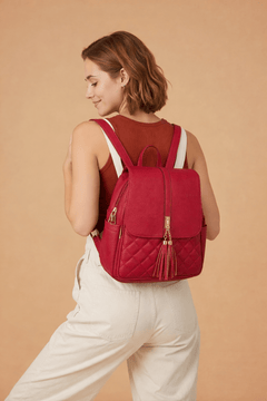 Cartera Tipo Backpack Acolchada con Borlas (Mochila) - GM Fashion Boutique