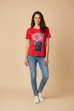 Camiseta Floral con Ful Piedreria - GM Fashion Boutique