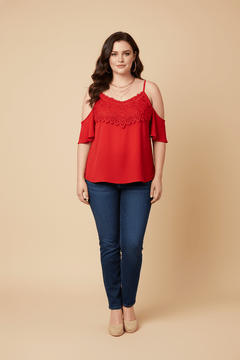 Blusa con Encaje y Hombros Descubiertos - GM Fashion Boutique