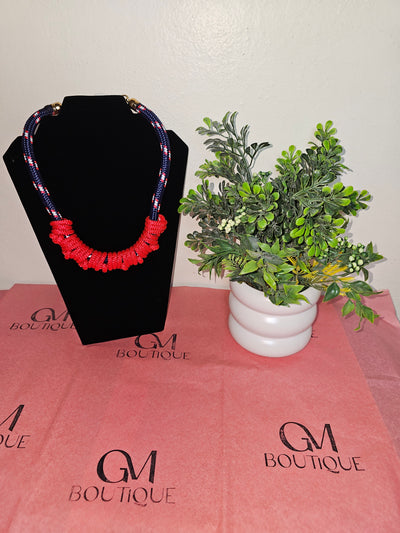 Collar en hilo grueso