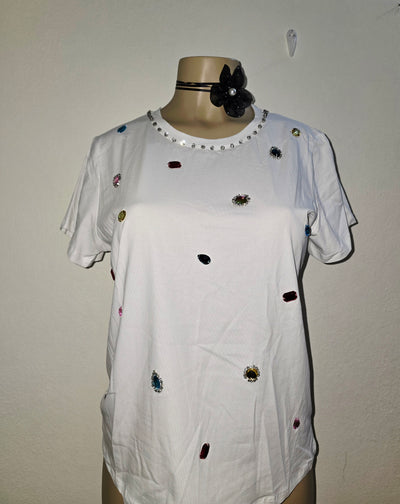 Blusa Blanca con Pedrería Multicolor