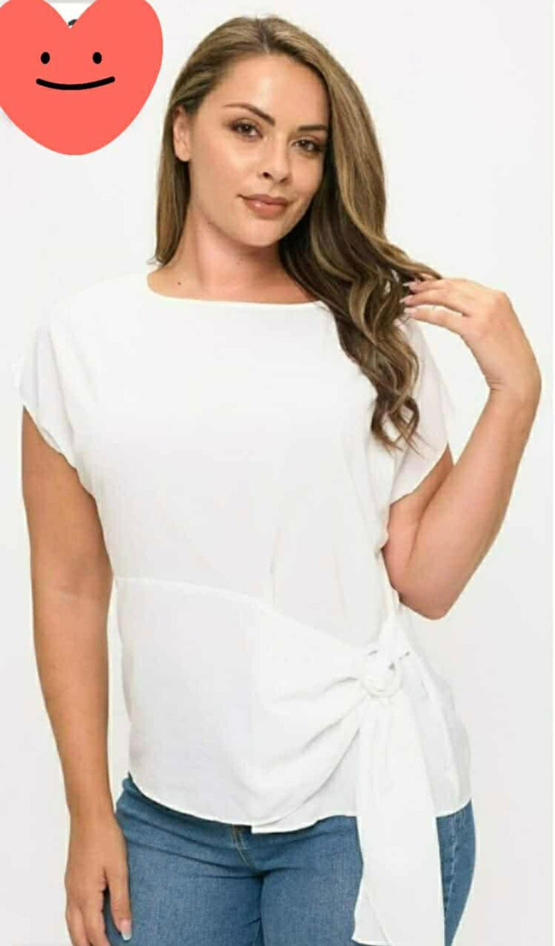 Blusa Blanca con Lazo Lateral – Estilo Elegante y Versátil - GM Fashion Boutique