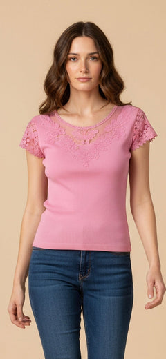 Blusa Rosa con Detalle de Encaje Floral - GM Fashion Boutique