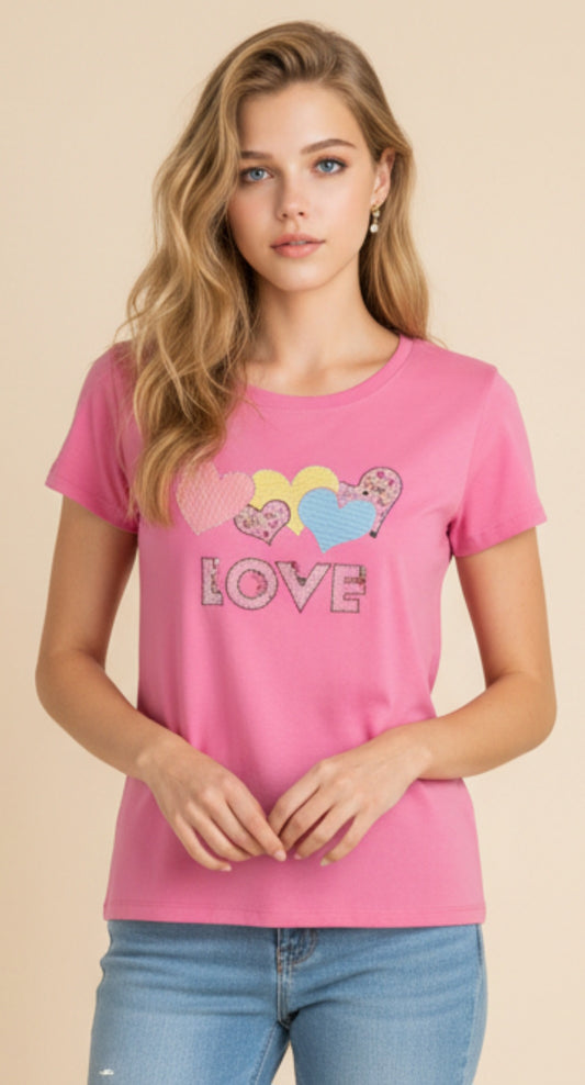 Camiseta LOVE con Corazones - GM Fashion Boutique