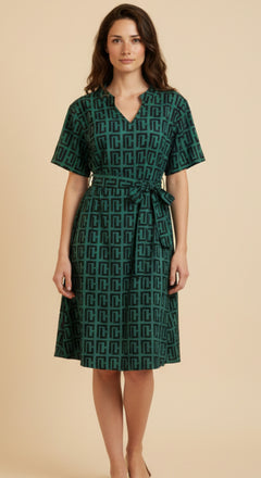 Vestido Midi inspirado con Cinturón Ajustable - GM Fashion Boutique