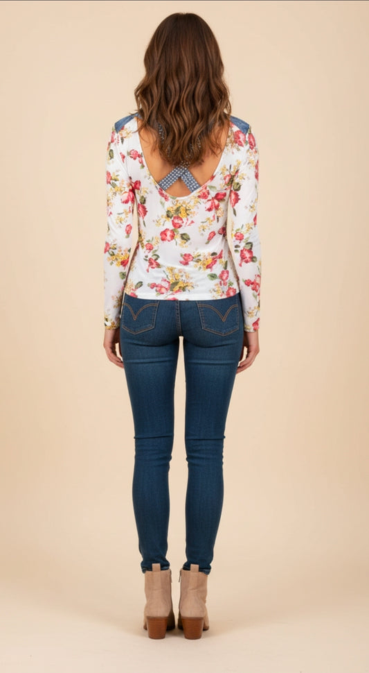 Blusa Floral con Detalle Denim – Estilo Casual Chic - GM Fashion Boutique
